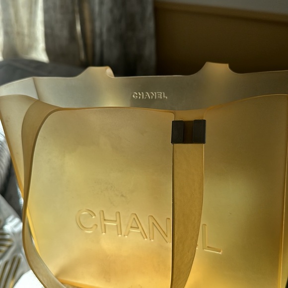 Authentic CHANEL Tote Bag rubber Yellow COCO Logo. Small tear on one handle: COA - Picture 9 of 16